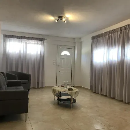 Εξοχικό σπίτι Filoxenia Αμάρυνθος